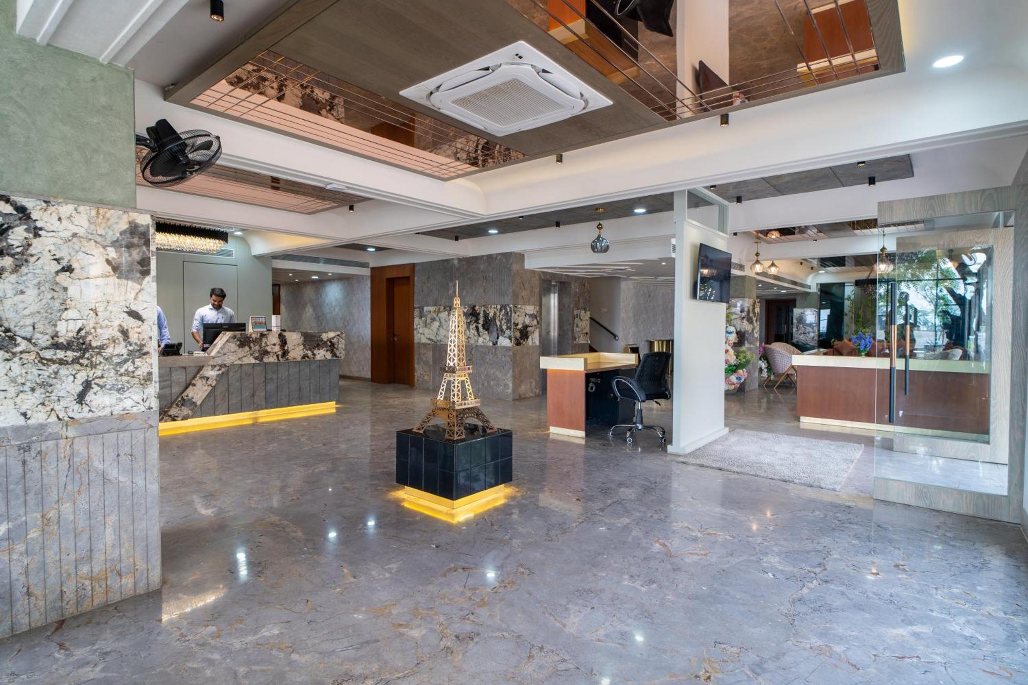 Chokar Dhani Resort Nagpur Luaran gambar